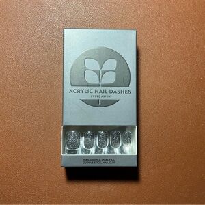 Short Squoval Press On Nails New In Box Wondrous Wanda